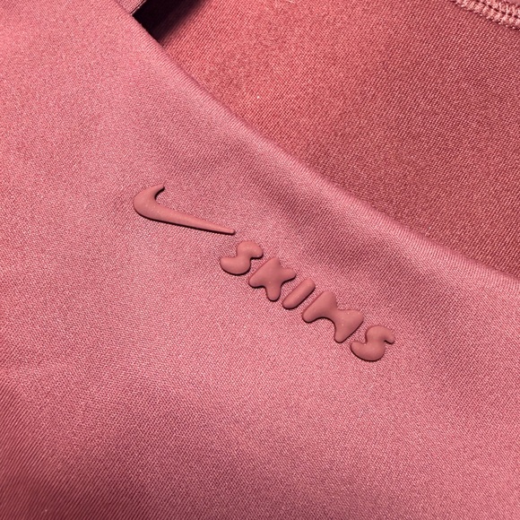 NikeSKIMS Square Neck Tank NWT - Picture 9 of 9